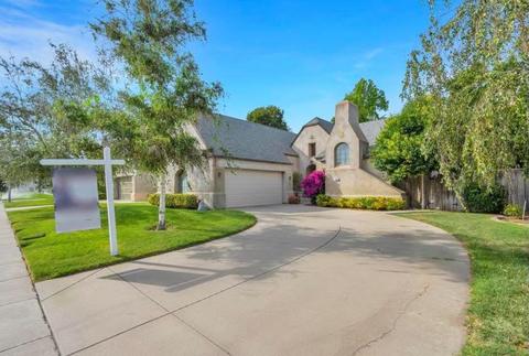 883 Swan Dr, Manteca, CA 95337 photo 2