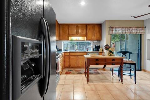 883 Swan Dr, Manteca, CA 95337 photo 9