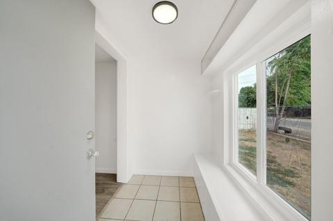 2009 Kenneth St, Modesto, CA 95351 photo 13