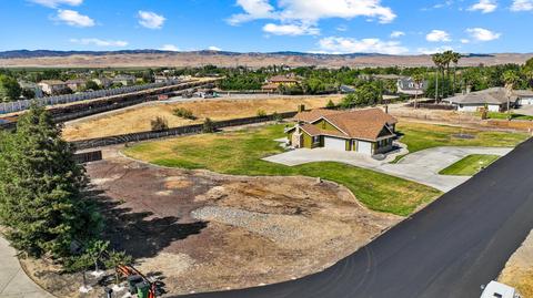 28045 S Traina Ct, Tracy, CA 95304 photo 8