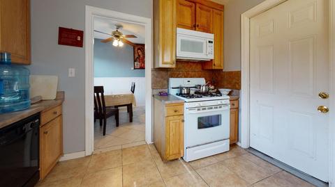 620 W Center St, Manteca, CA 95337 photo 10