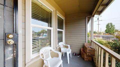 620 W Center St, Manteca, CA 95337 photo 4