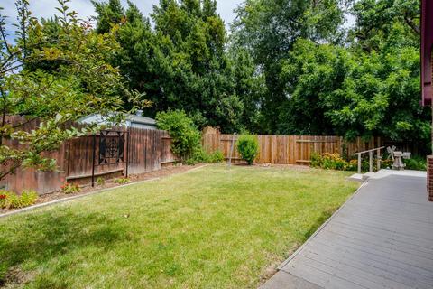 1328 Fig Pl, Davis, CA 95618 photo 4