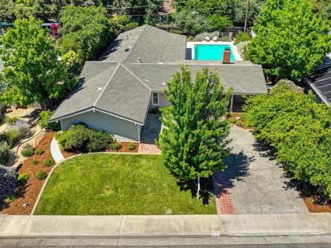 4501 San Ramon Dr, Davis, CA 95618 photo 2