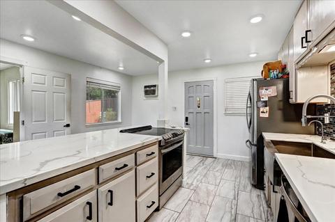 31 Walnut St, Colfax, CA 95713 photo 9