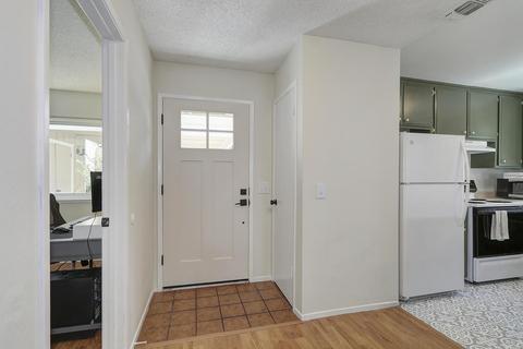 1215 Halifax Ave, Davis, CA 95616 photo 18