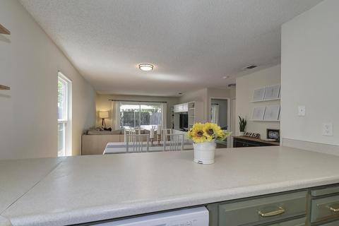 1215 Halifax Ave, Davis, CA 95616 photo 21