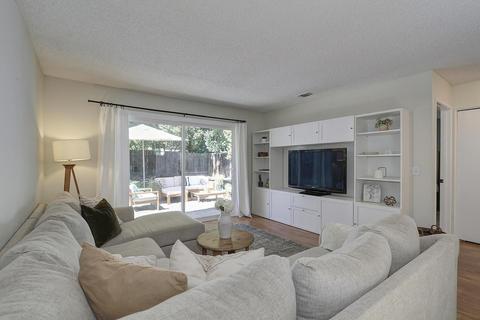 1215 Halifax Ave, Davis, CA 95616 photo 8