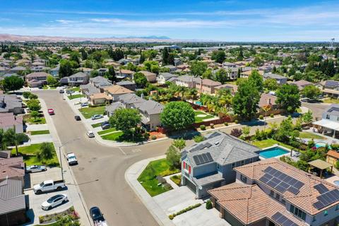 427 Delaney Ct, Tracy, CA 95377 photo 8
