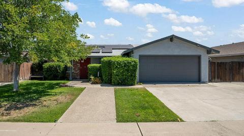 692 Alpine Ave, Manteca, CA 95336 photo 2