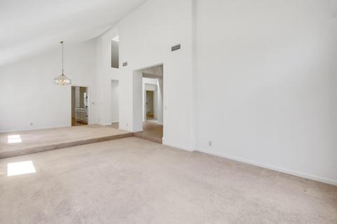 5006 Regency Dr, Rocklin, CA 95677 photo 8