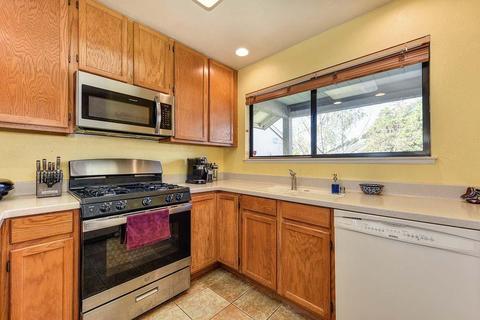 830 Donovan Ct, Davis, CA 95618 photo 6