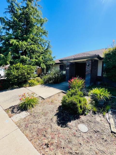 1310 April Pl, Manteca, CA 95336 photo 53