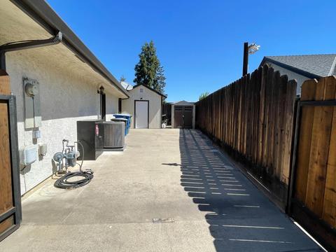 1310 April Pl, Manteca, CA 95336 photo 6