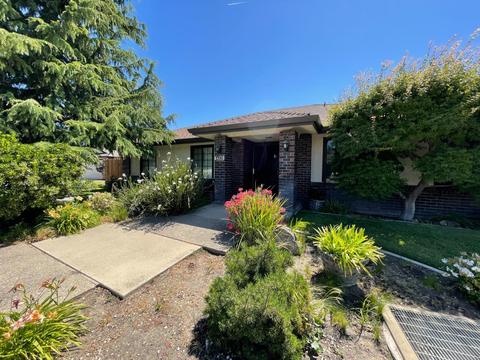 1310 April Pl, Manteca, CA 95336 photo 1