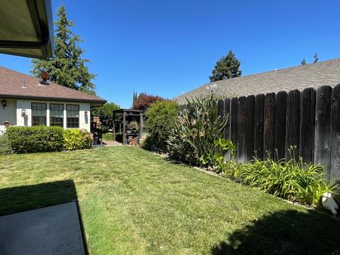 1310 April Pl, Manteca, CA 95336 photo 14
