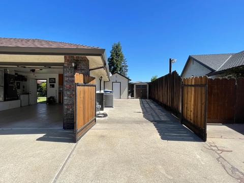1310 April Pl, Manteca, CA 95336 photo 5