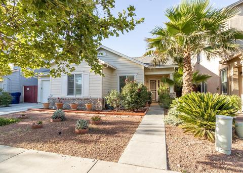 2445 Paseo Del Sol, Turlock, CA 95382 photo 1