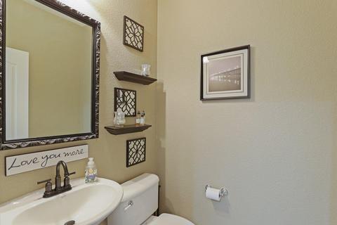 2909 Amir Pl, Modesto, CA 95355 photo 24