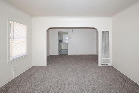 309 Spruce St, Modesto, CA 95351 photo 5