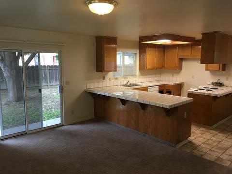 801 Mae St, Turlock, CA 95380 photo 4