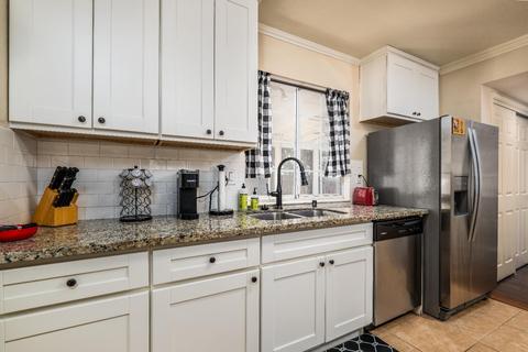 3813 Olivebranch Ln, Carmichael, CA 95608 photo 14