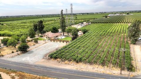 13137 E Kettleman Ln, Lodi, CA 95240 photo 3