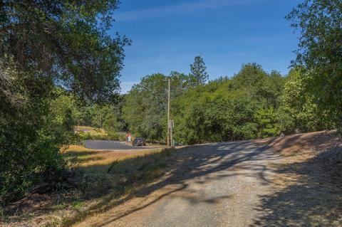 17732 View Ter, Jackson, CA 95642 photo 5