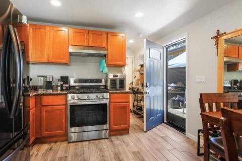 305 Hilborn St, Lodi, CA 95240 photo 8