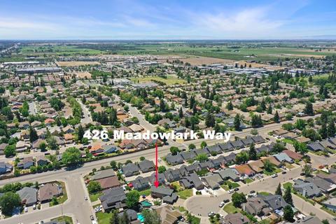 426 Meadowlark Way, Lodi, CA 95240 photo 4
