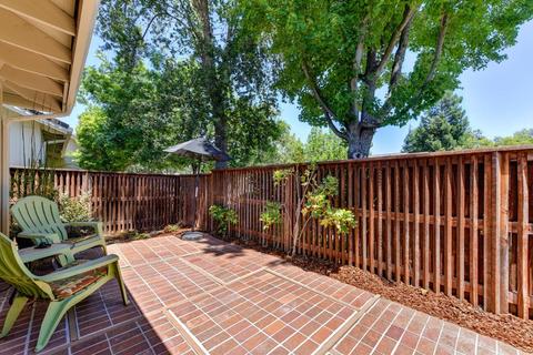 3313 Oak Stream Ct, Carmichael, CA 95608 photo 9
