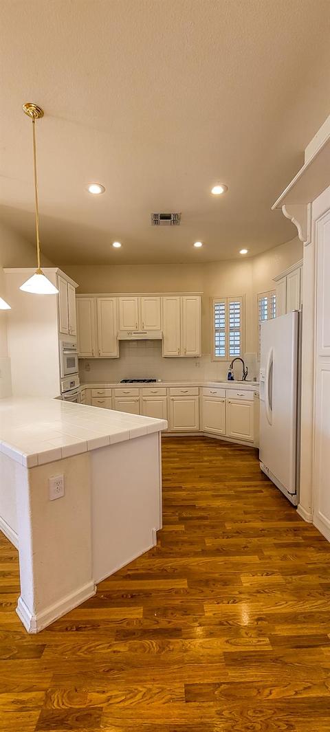 3109 Edgeview Dr, Modesto, CA 95355 photo 3
