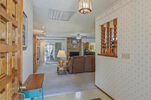 1600 Carleton Dr, Turlock, CA 95382 photo 9