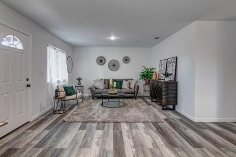 1860 14th, Olivehurst, CA 95961 photo 4