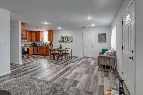 1860 14th, Olivehurst, CA 95961 photo 5
