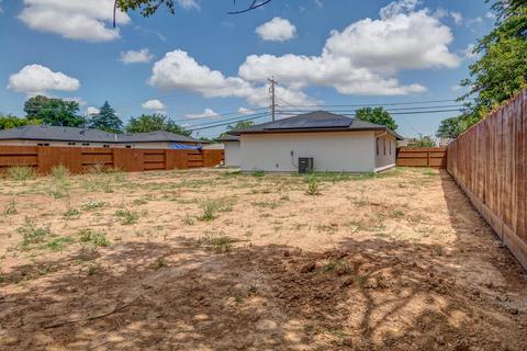 1860 14th, Olivehurst, CA 95961 photo 29