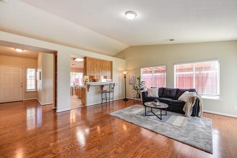 1806 Demoss, Merced, CA 95341 photo 9