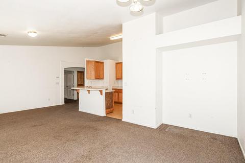 2130 W Solis St, Merced, CA 95348 photo 7