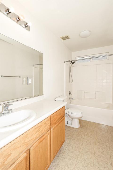 2130 W Solis St, Merced, CA 95348 photo 23