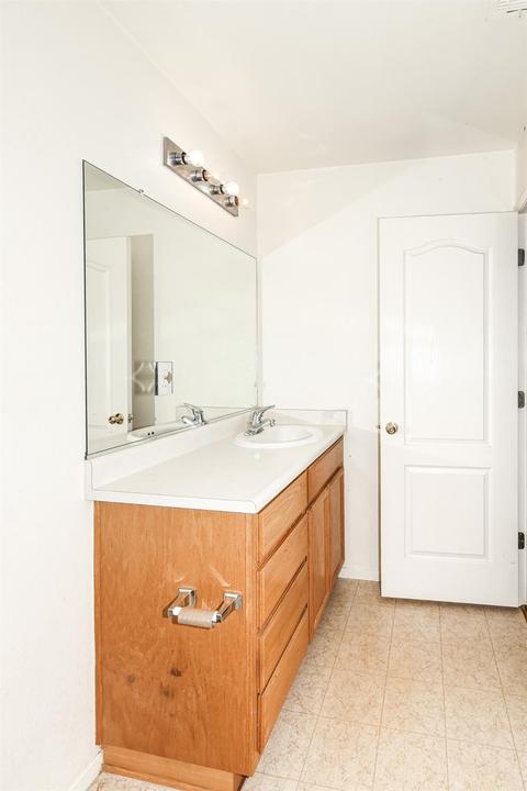 2130 W Solis St, Merced, CA 95348 photo 19