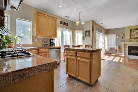 520 Wilmont Ln, Modesto, CA 95357 photo 10