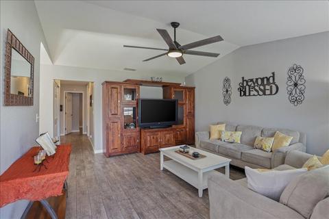 1451 Birch Dr, Tracy, CA 95376 photo 3