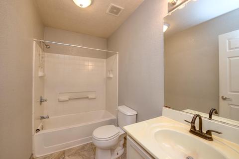 460 Red Robin Dr, Patterson, CA 95363 photo 13
