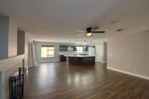 460 Red Robin Dr, Patterson, CA 95363 photo 9