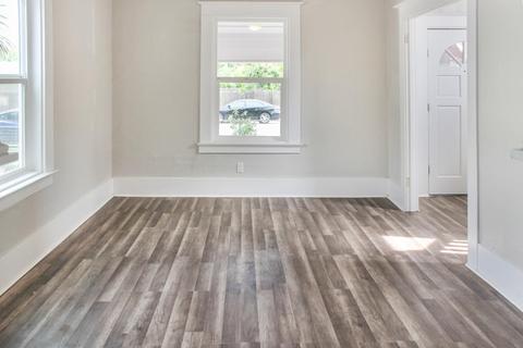 2149 E Sonora St, Stockton, CA 95205 photo 6