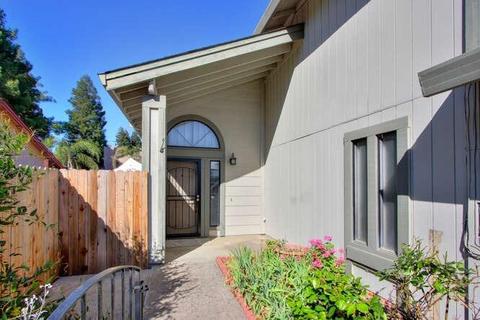 8112 Bonelli Ct, Antelope, CA 95843 photo 5