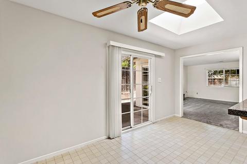 5435 Earnell St, Carmichael, CA 95608 photo 12