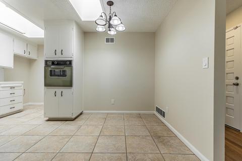 2433 Ada St, Modesto, CA 95354 photo 9