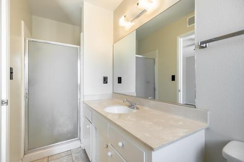 2433 Ada St, Modesto, CA 95354 photo 20