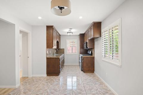 1017 Snead Dr, Modesto, CA 95351 photo 9